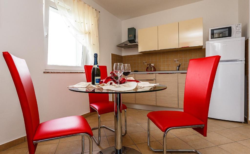 Apartments Mare & Mons Deluxe Malinska Habitación foto