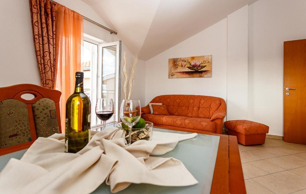 Apartments Mare & Mons Deluxe Malinska Habitación foto
