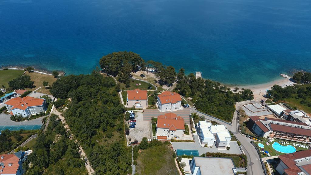 Apartments Mare & Mons Deluxe Malinska Exterior foto